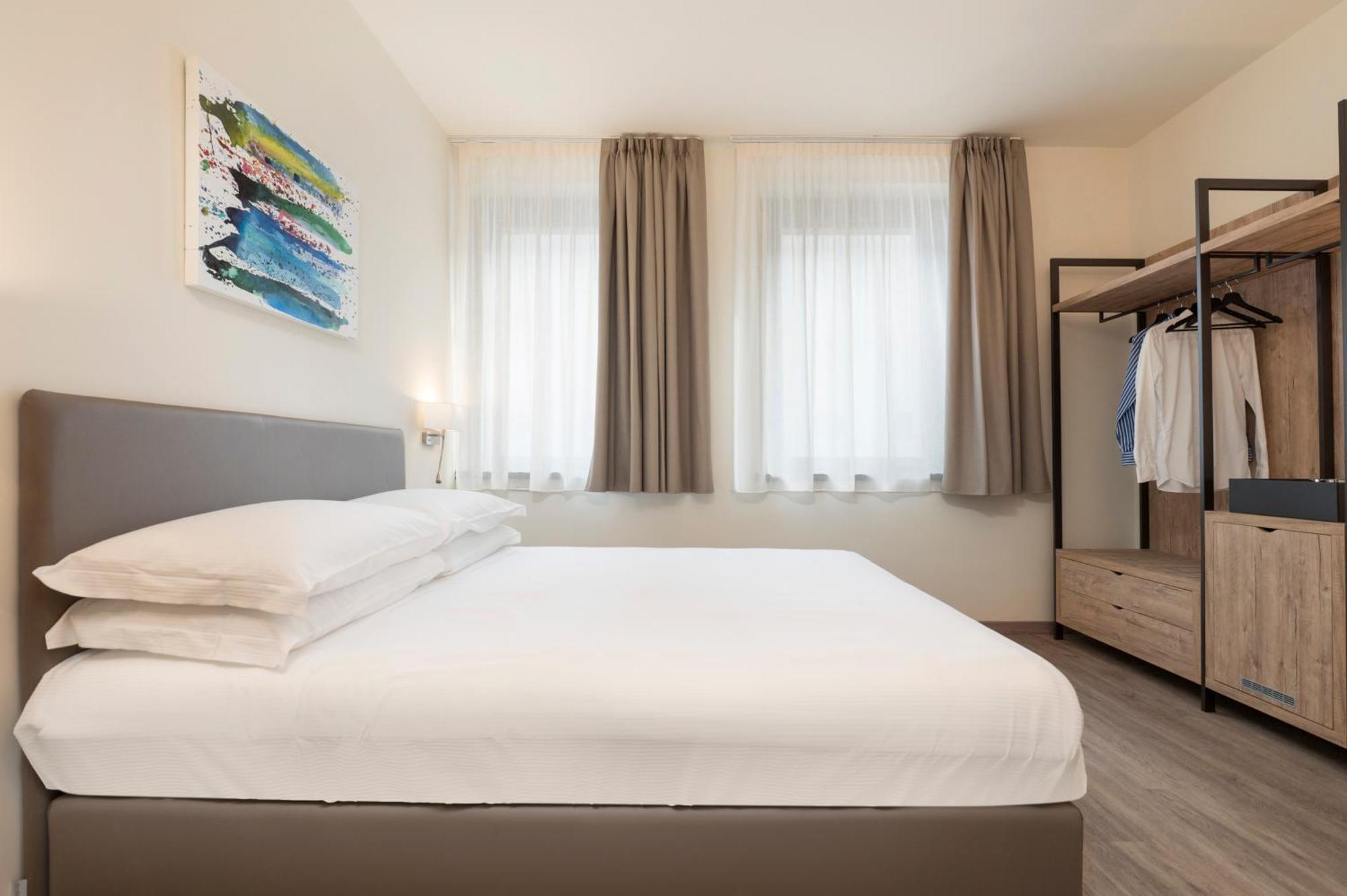 Hotel Plaza San Martino Siccomario Bagian luar foto