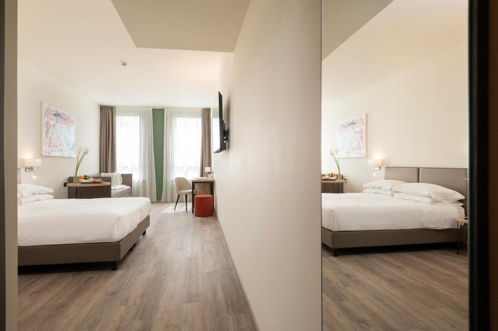 Hotel Plaza San Martino Siccomario Bagian luar foto