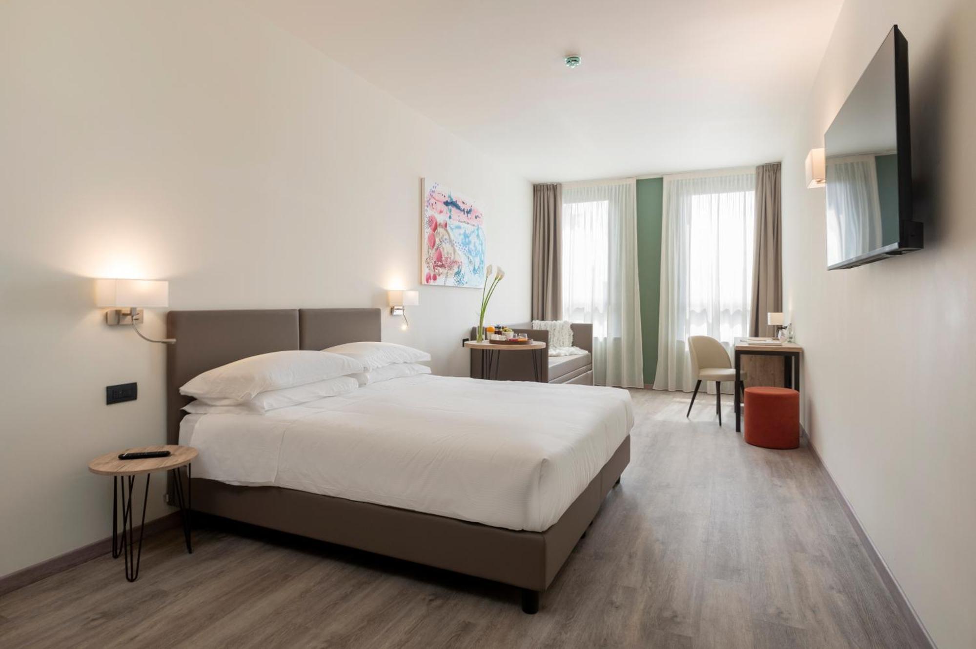 Hotel Plaza San Martino Siccomario Bagian luar foto