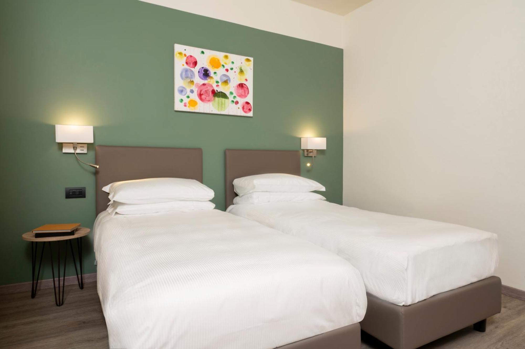 Hotel Plaza San Martino Siccomario Bagian luar foto